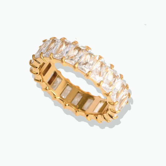 Angelina: White Cubic Zirconia Gold Band 18k Gold Plated Stainless Steel Ring