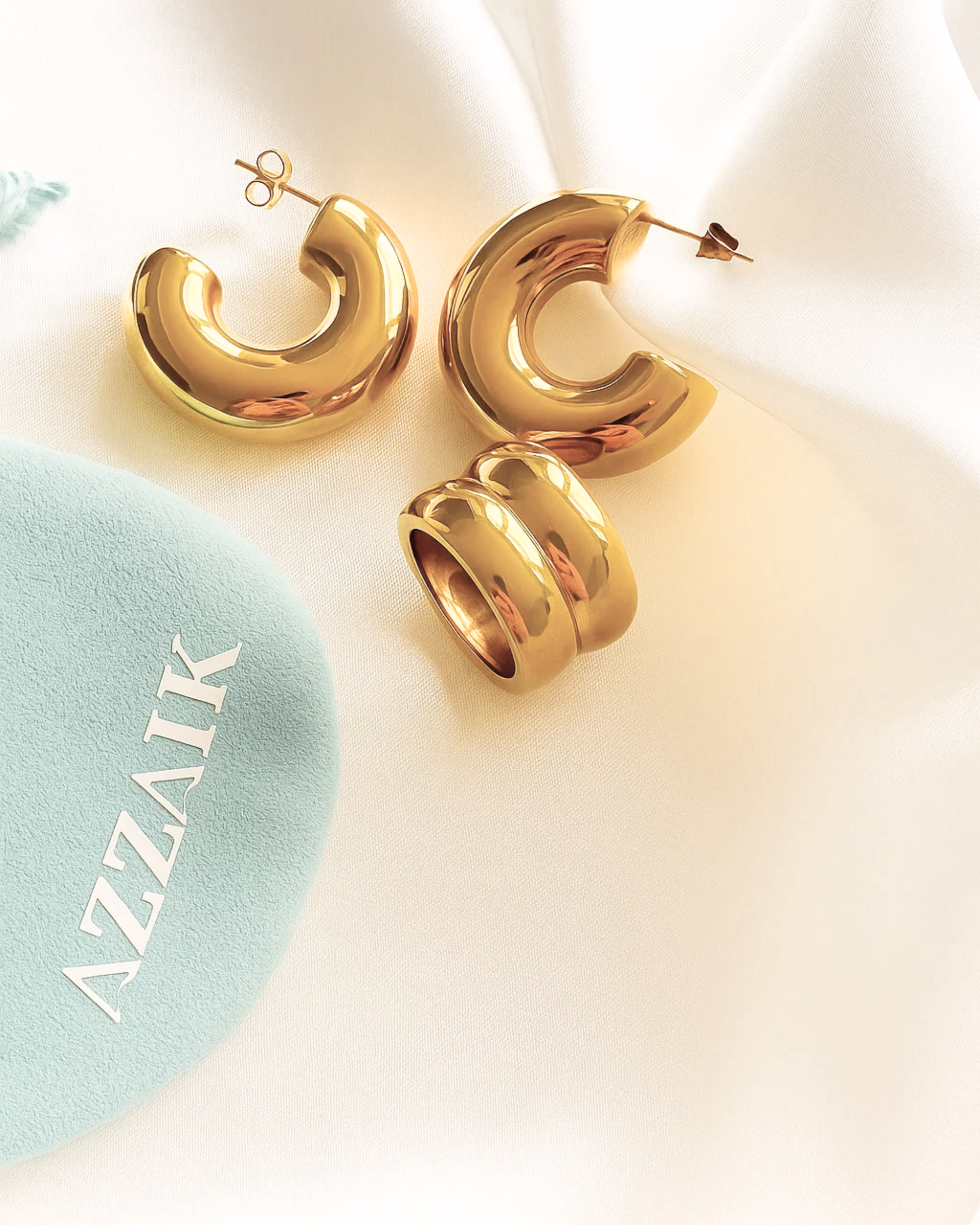 Mia Ring