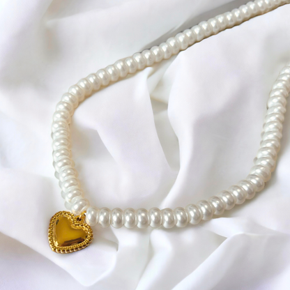 Mila: Pearl Lover Necklace 18k Gold Plated Stainless Steel