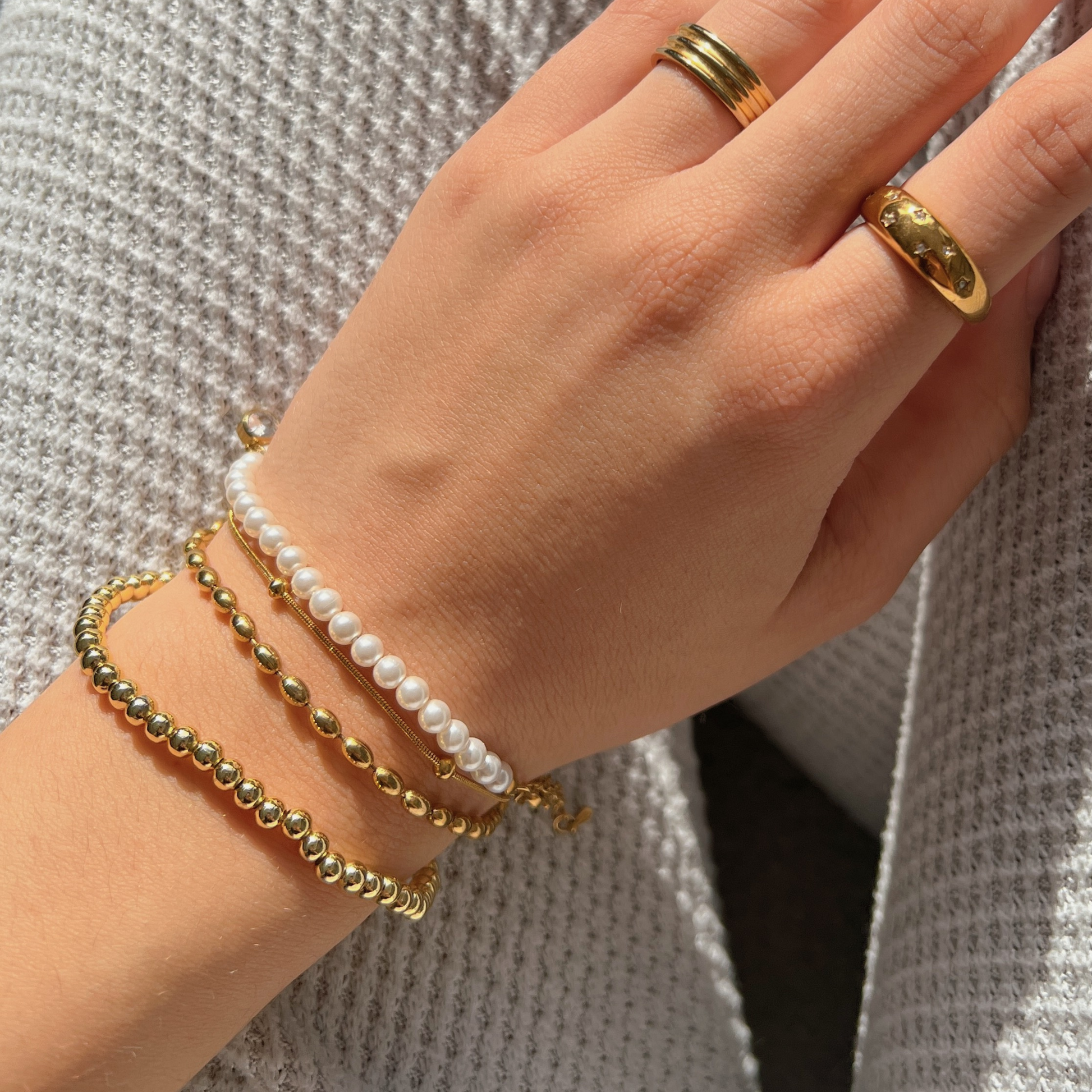 Riley_Stack With Me Bracelet 18K Gold Plated Stainless Steel_4 - azzaik.com