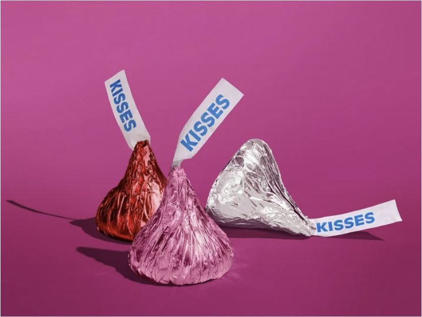 HERSHEY'S KISSES Milk Chocolate, Valentine's Candy Bag, 10.1 oz