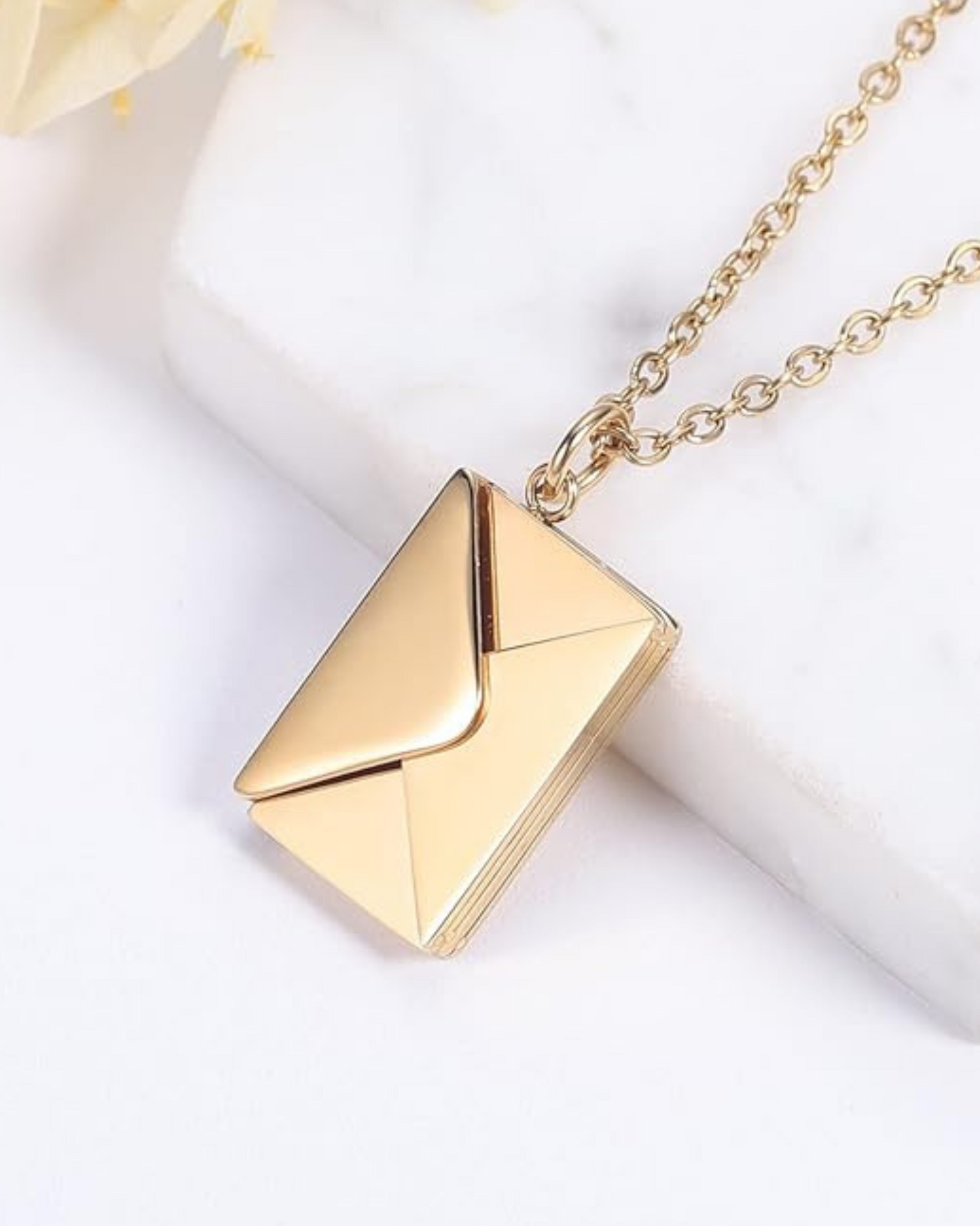 Taylan Envelope Necklace