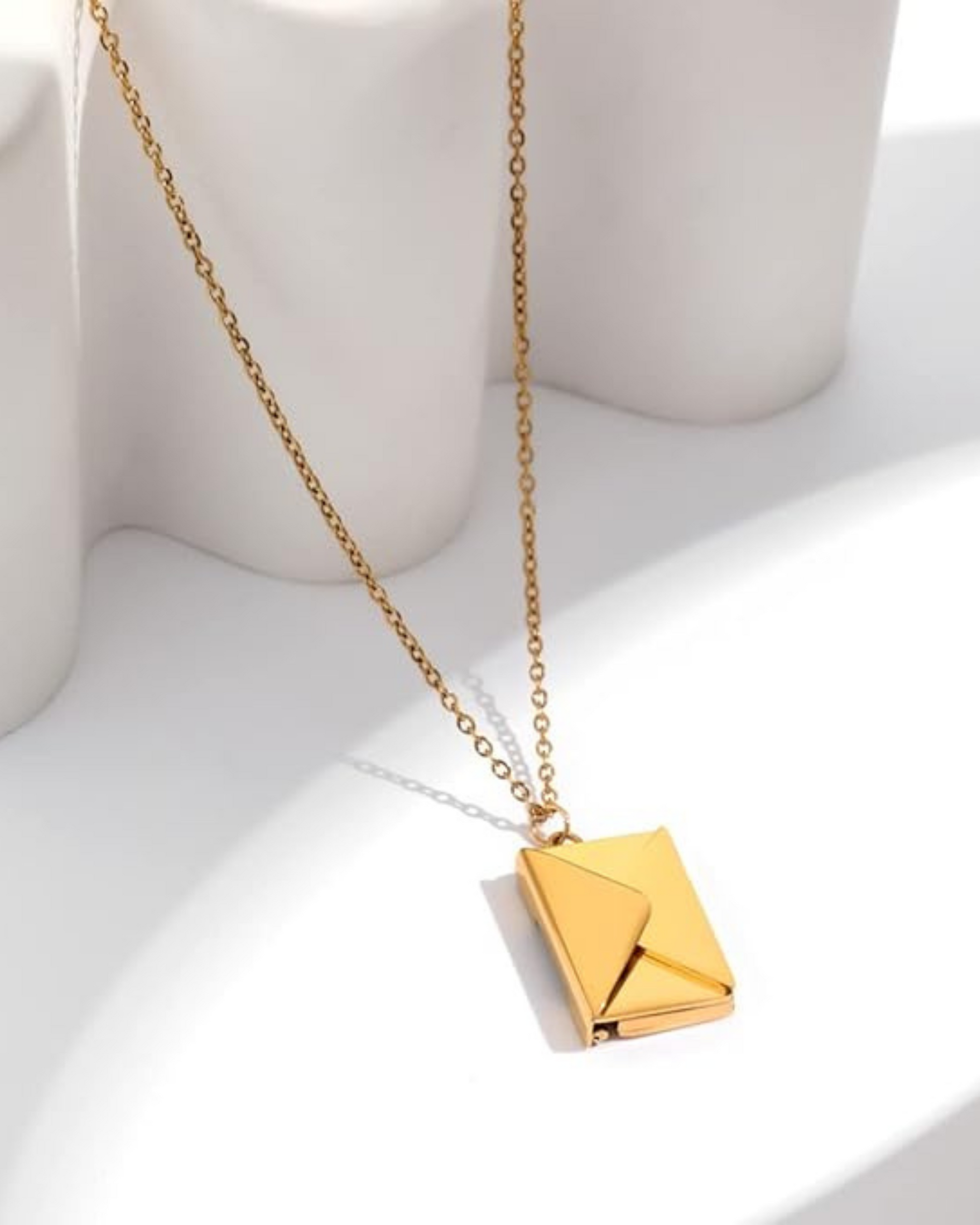 Taylan Envelope Necklace